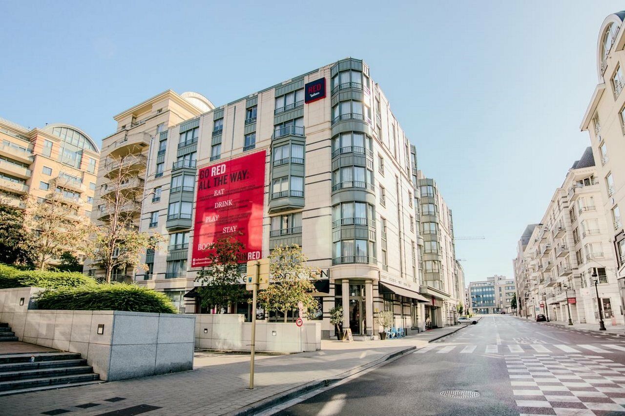 Radisson Red Brussels Hotel Ixelles Bagian luar foto